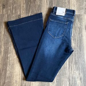 Kancan Jeans
